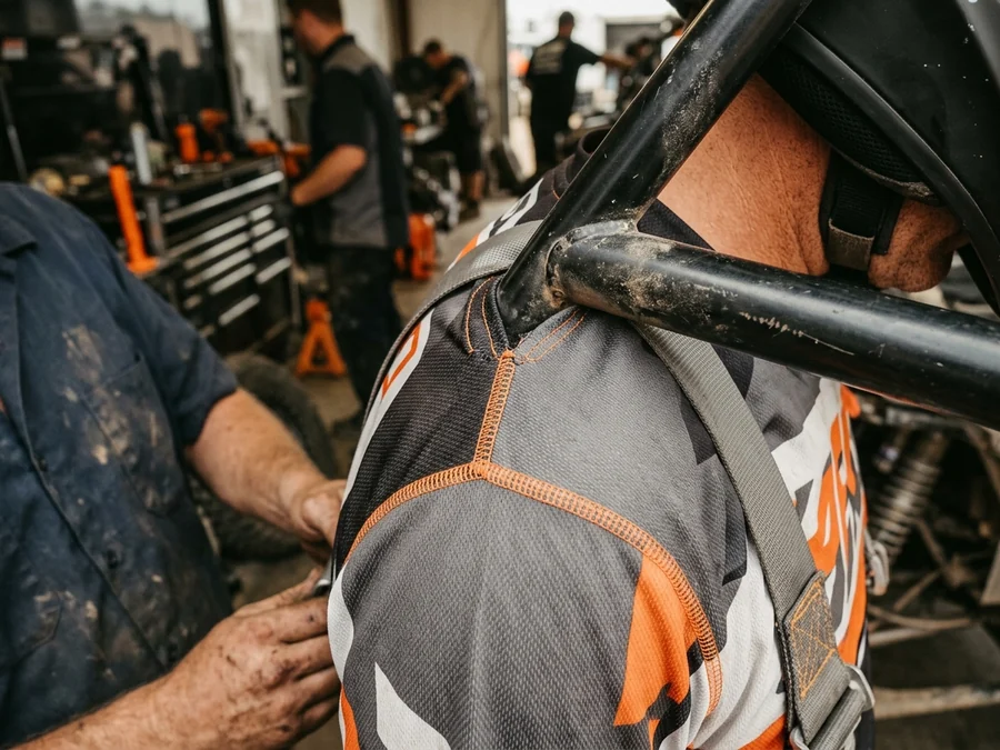 Shoulder contact with a roll cage in a UTV